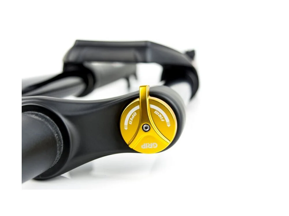 Marzocchi Bomber Z1 Coil - 27.5" - Matte Black - Image 4