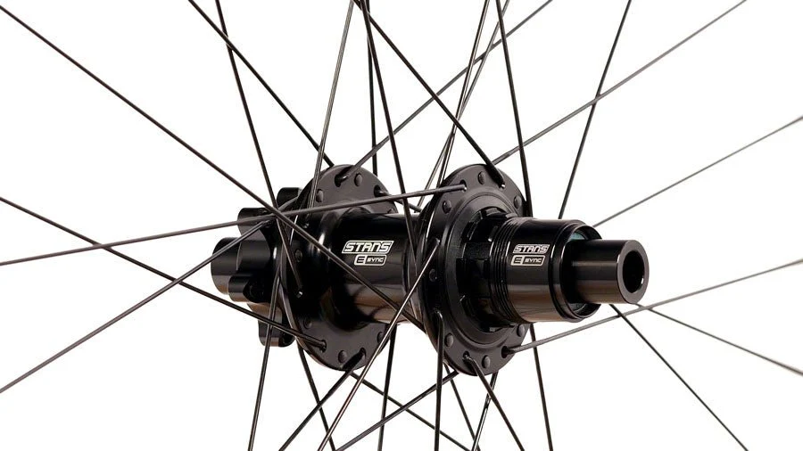 Stan's NoTubes Flow EX3 Rear Wheel - 27.5" - 12x148 - 6-Bolt - XD - Image 2